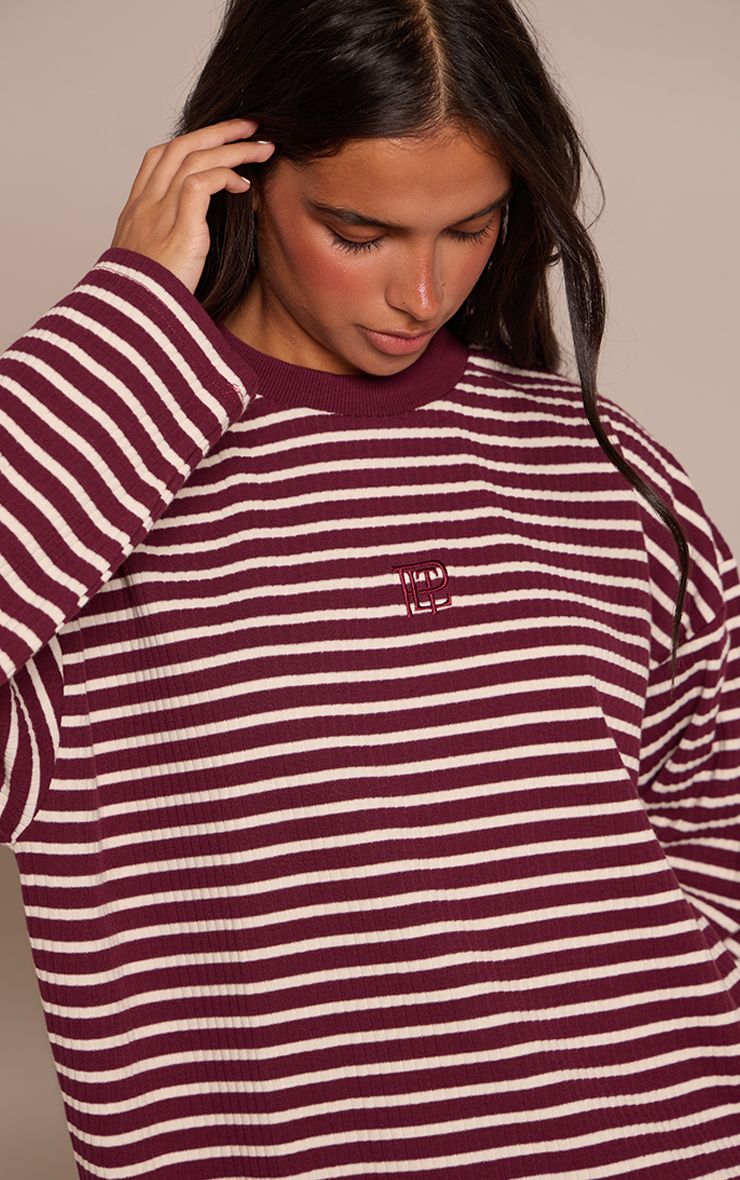 https://mediahub.prettylittlething.com/cnp8342_dark%20red_xl_3