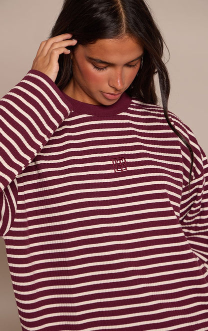 https://mediahub.prettylittlething.com/cnp8342_dark%20red_xl_3