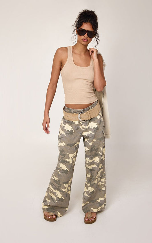 https://mediahub.prettylittlething.com/cnp8456_khaki_xl