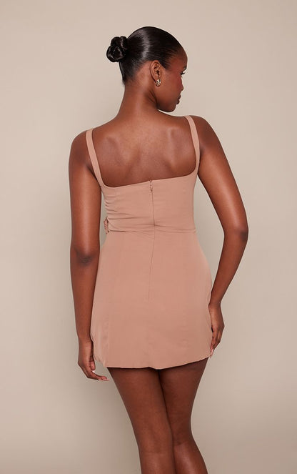 https://mediahub.prettylittlething.com/cnp8599_taupe_xl_1