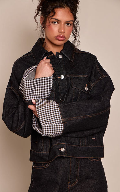 https://mediahub.prettylittlething.com/cnp8797_raw%20indigo%20wash_xl_3