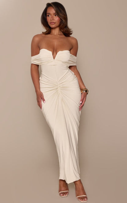 https://mediahub.prettylittlething.com/cnp9186_neutral%20beige_xl
