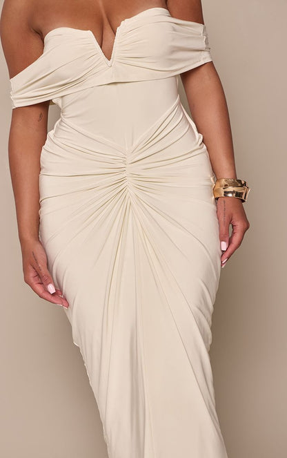 https://mediahub.prettylittlething.com/cnp9186_neutral%20beige_xl_3