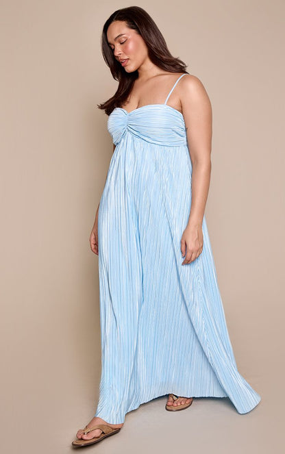 https://mediahub.prettylittlething.com/cnp9190_light%20blue_xl_2