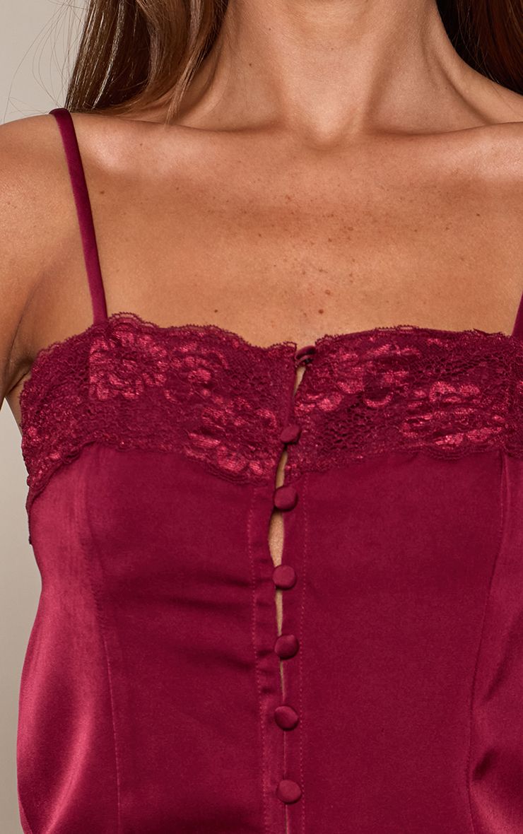 https://mediahub.prettylittlething.com/cnp9204_deep%20red_xl_4