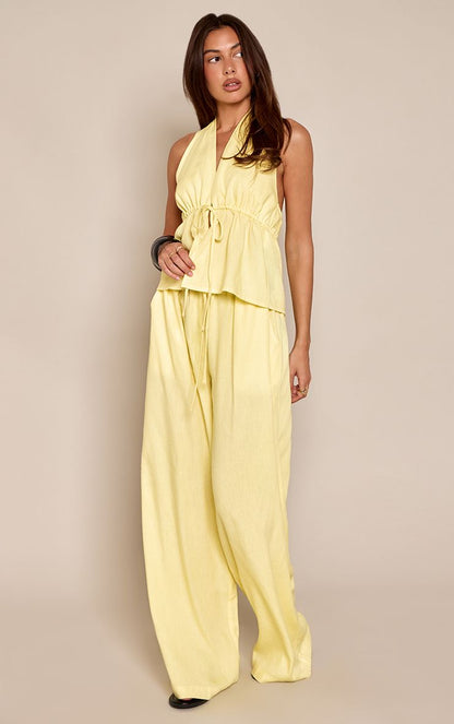 https://mediahub.prettylittlething.com/cnp9351_pale%20lime_xl_2