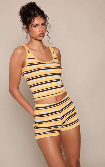 https://mediahub.prettylittlething.com/cnp9431_yellow_xl