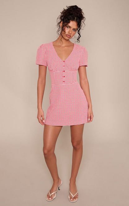 https://mediahub.prettylittlething.com/cnp9485_red_xl_2