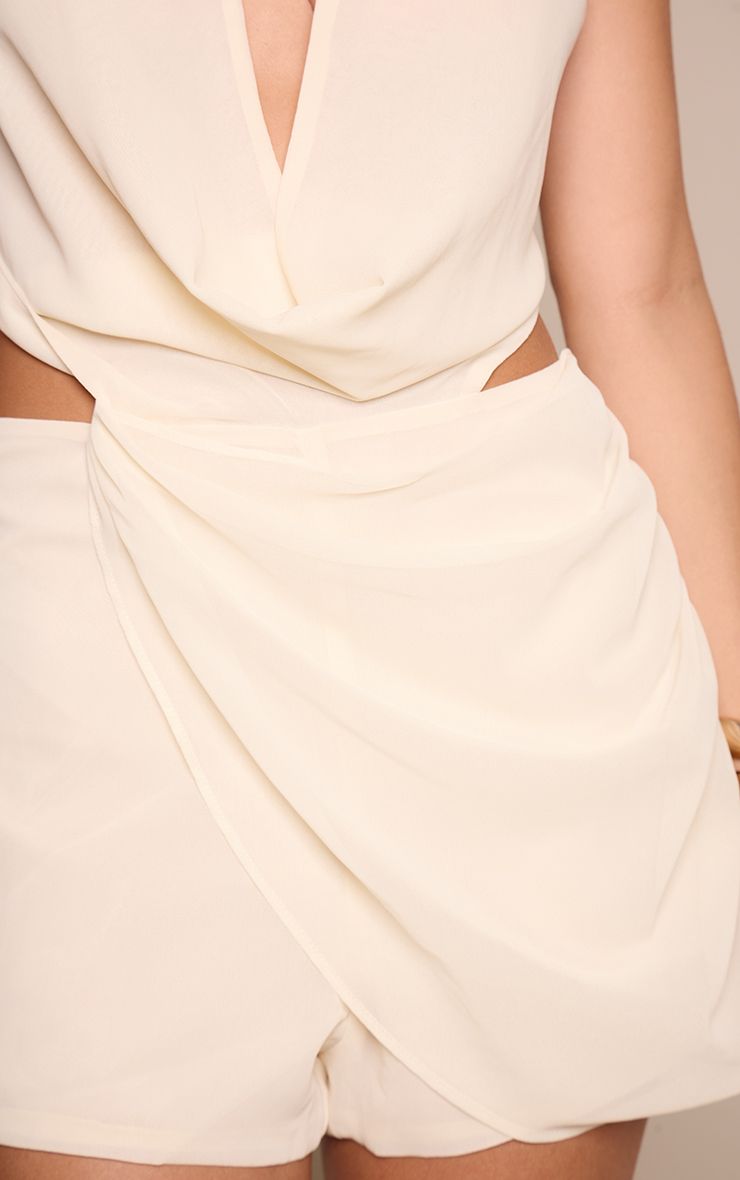 https://mediahub.prettylittlething.com/cnp9782_cream_xl_3