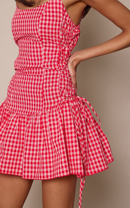 https://mediahub.prettylittlething.com/cnp9920_red_xl_3