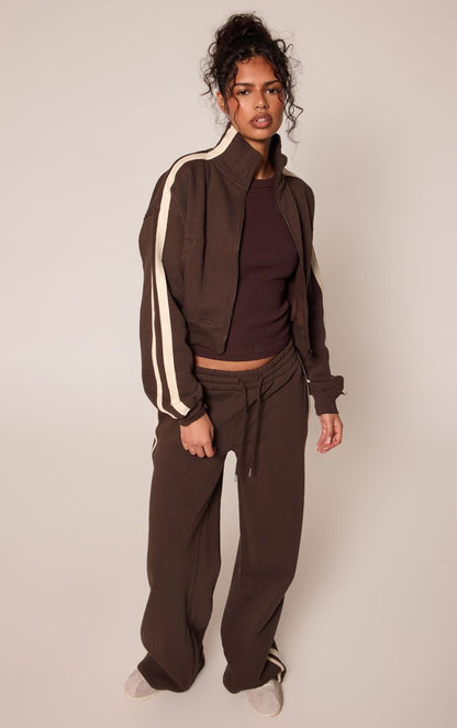 https://mediahub.prettylittlething.com/cnp9980_chocolate_xl_2