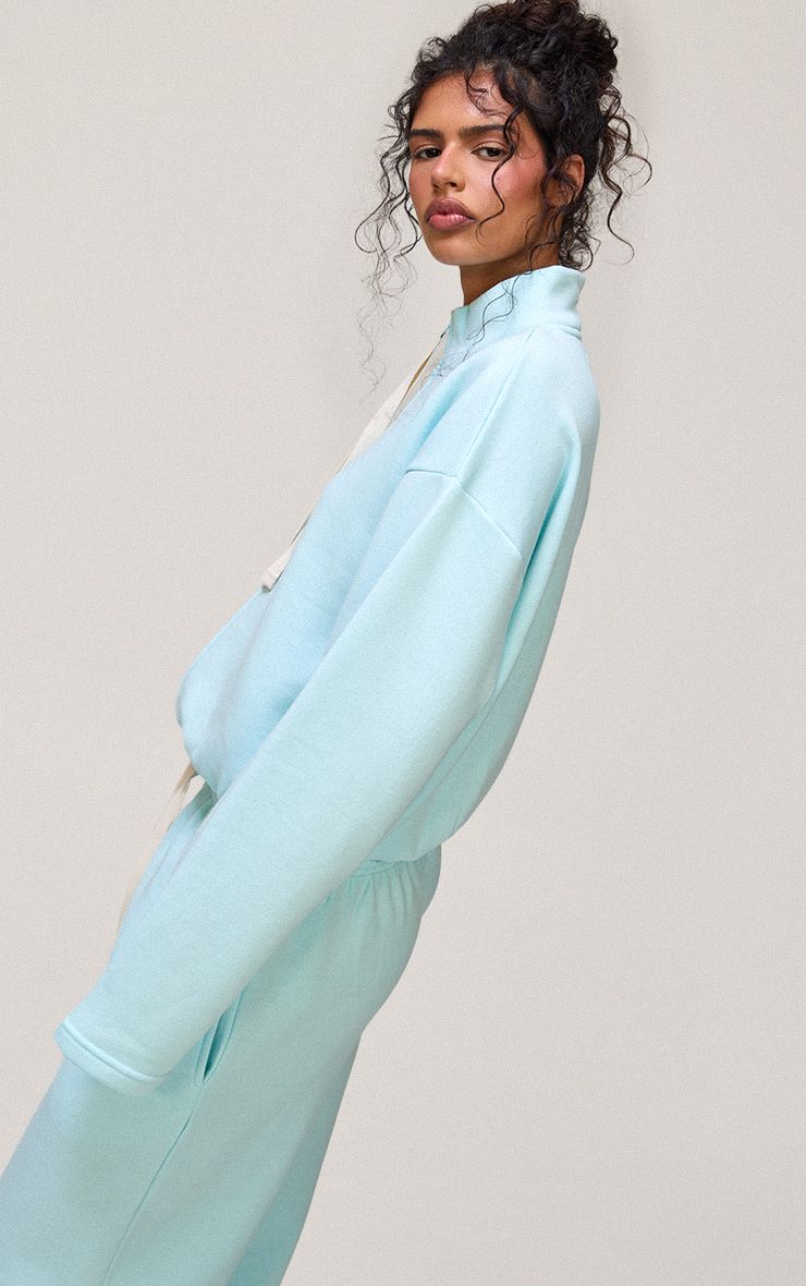 https://mediahub.prettylittlething.com/cnp9996_light%20blue_xl_1