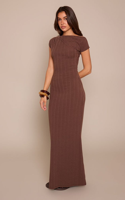 https://mediahub.prettylittlething.com/cnq0008_chocolate_xl