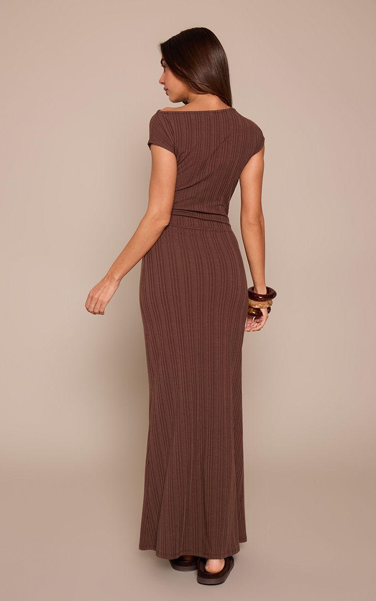 https://mediahub.prettylittlething.com/cnq0008_chocolate_xl_1