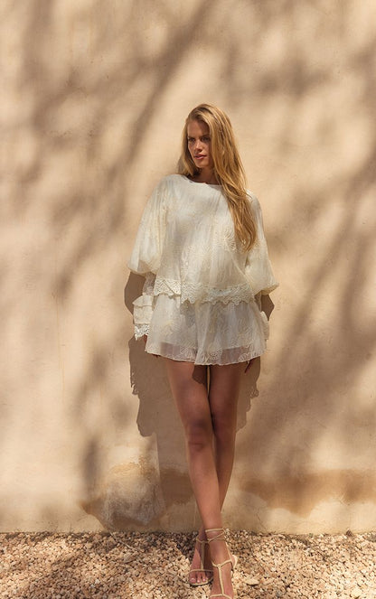 https://mediahub.prettylittlething.com/cnq0071_cream_xl_3