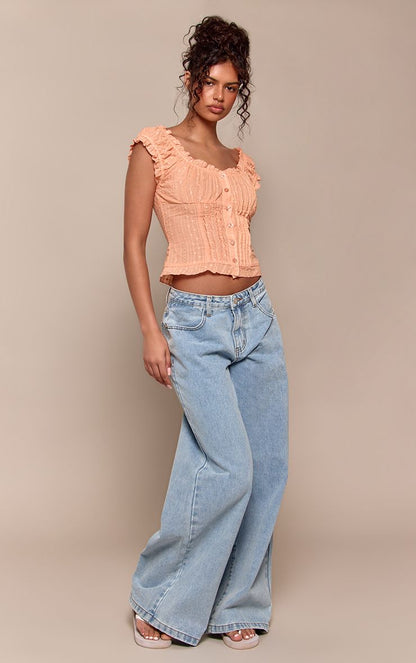 https://mediahub.prettylittlething.com/cnq0212_apricot_xl_2