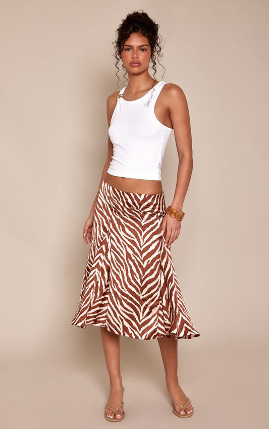 https://mediahub.prettylittlething.com/cnq0296_brown_xl