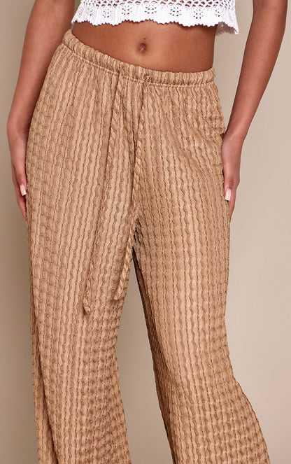 https://mediahub.prettylittlething.com/cnq0408_mocha_xl_3