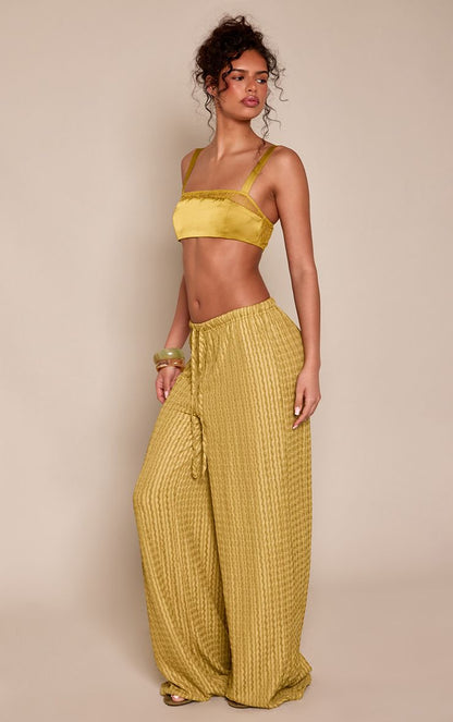 https://mediahub.prettylittlething.com/cnq0409_olive_xl_1