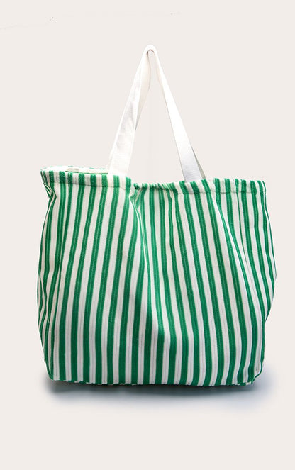 https://mediahub.prettylittlething.com/cnq0417_green_xl_1