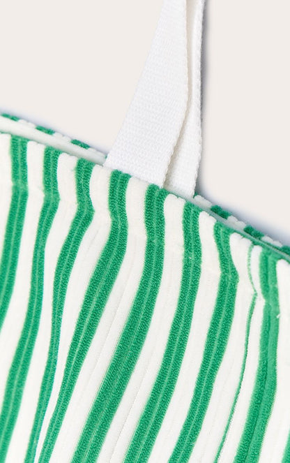 https://mediahub.prettylittlething.com/cnq0417_green_xl_3