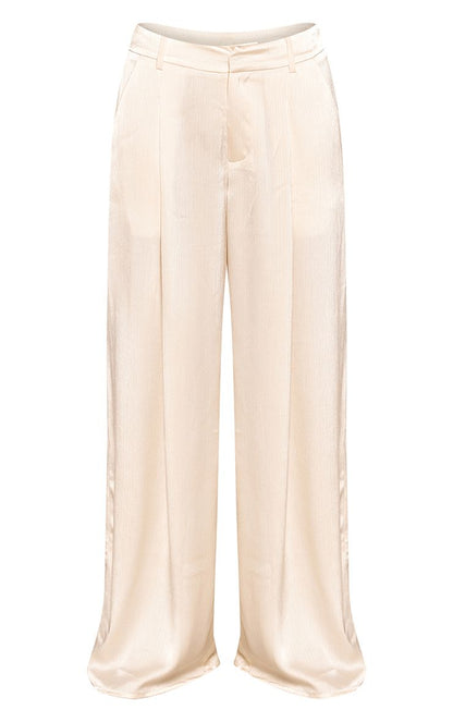 https://mediahub.prettylittlething.com/cnq0421_cream_xl_4