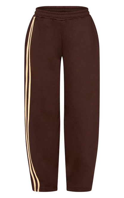 https://mediahub.prettylittlething.com/cnq0427_chocolate_xl_4