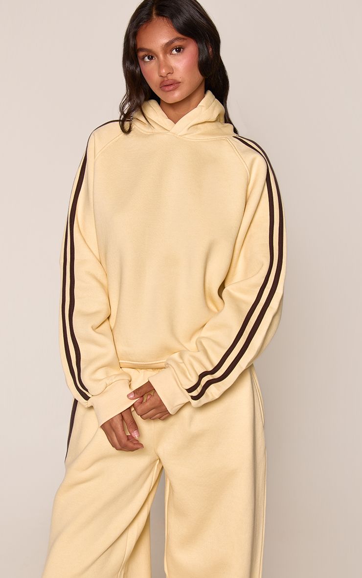 https://mediahub.prettylittlething.com/cnq0428_butter%20cream_xl