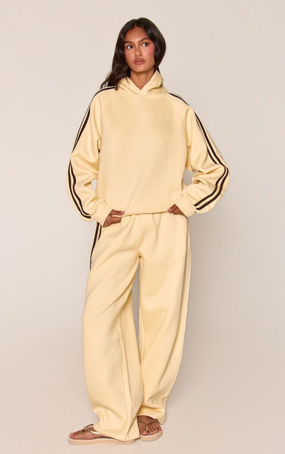 https://mediahub.prettylittlething.com/cnq0429_butter%20cream_xl_3