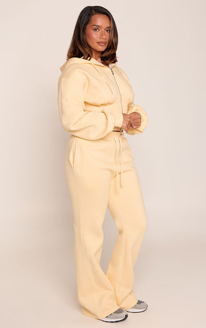 https://mediahub.prettylittlething.com/cnq0553_butter%20yellow_xl_1