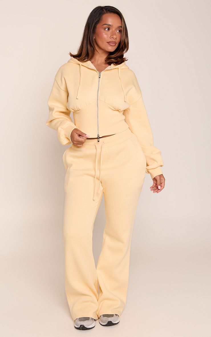 https://mediahub.prettylittlething.com/cnq0556_butter%20yellow_xl_2