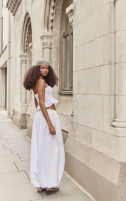 https://mediahub.prettylittlething.com/cnq0566_white_xl_2