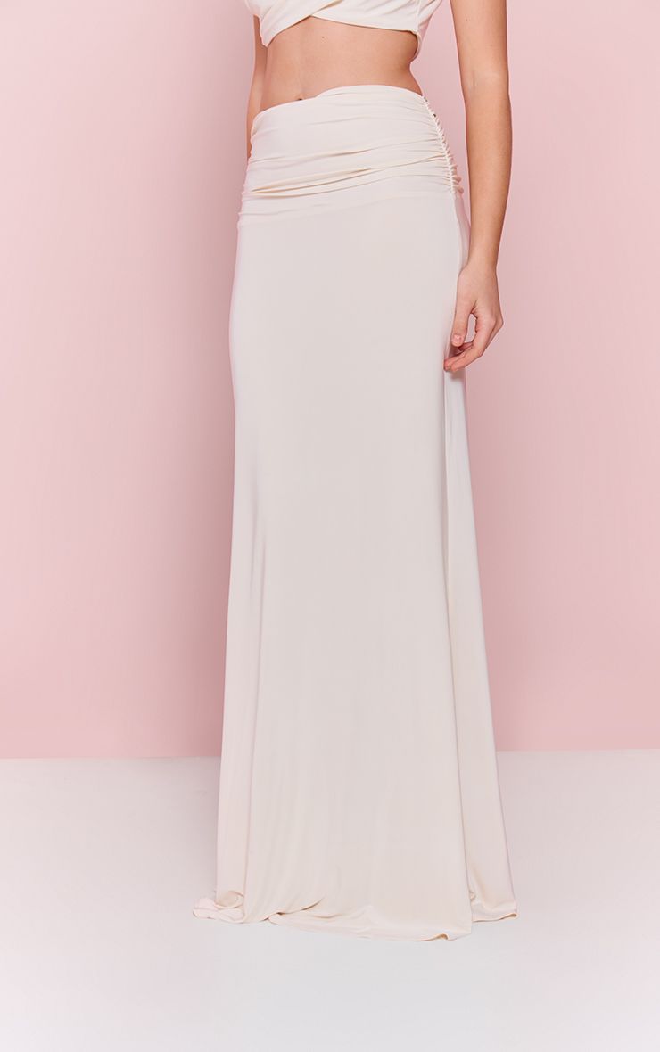 https://mediahub.prettylittlething.com/cnq0595_almond_xl_1