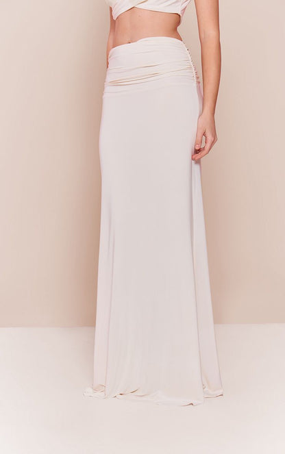 https://mediahub.prettylittlething.com/cnq0595_almond_xl_1