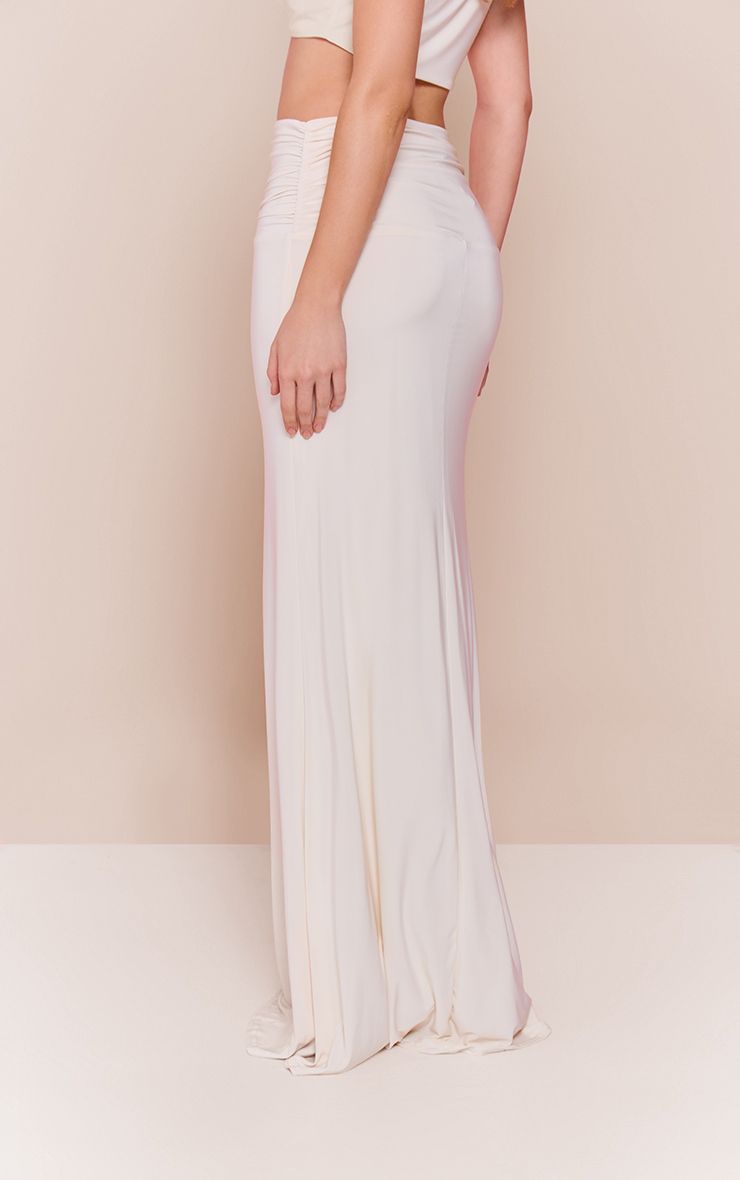 https://mediahub.prettylittlething.com/cnq0595_almond_xl_2