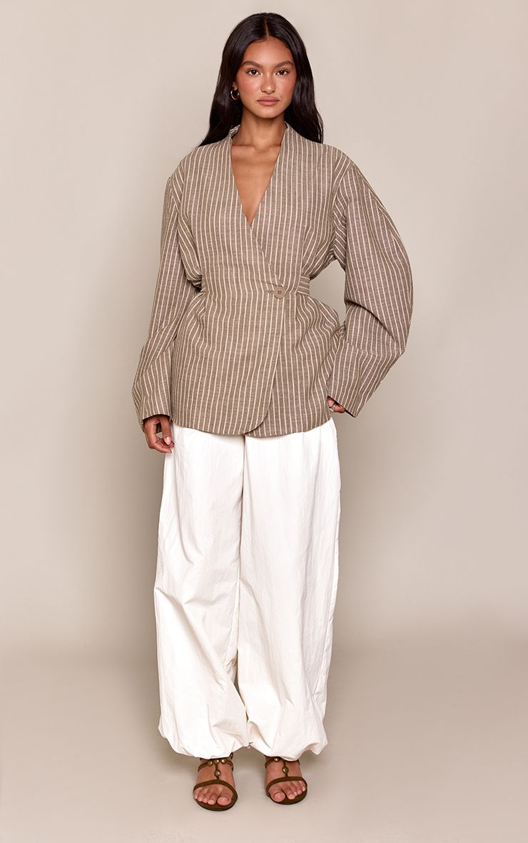 https://mediahub.prettylittlething.com/cnq0637_sage_xl_2