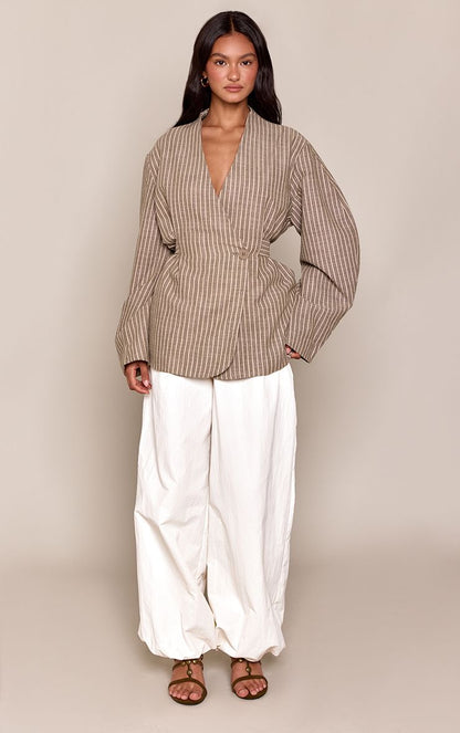 https://mediahub.prettylittlething.com/cnq0637_sage_xl_2