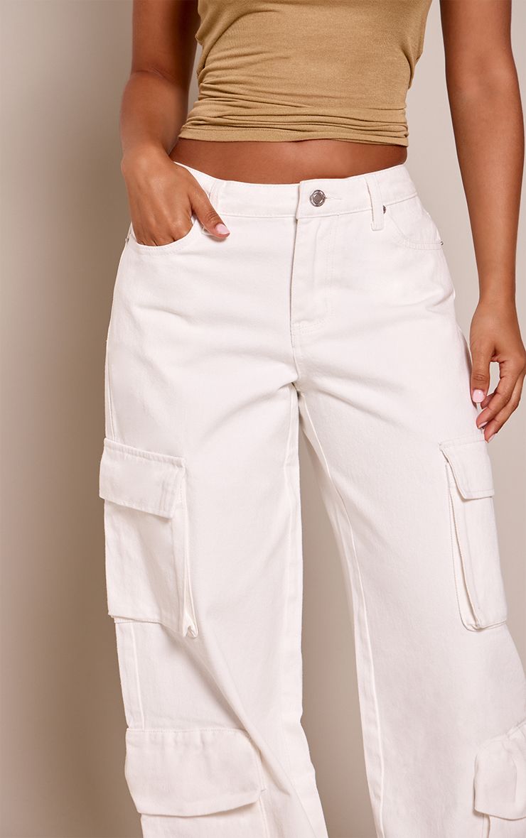 https://mediahub.prettylittlething.com/cnq0721_ecru_xl_3