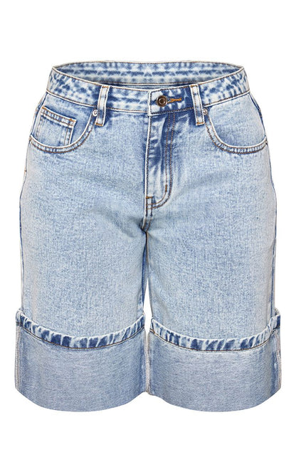 https://mediahub.prettylittlething.com/cnq0737_mid%20blue%20wash_xl_4