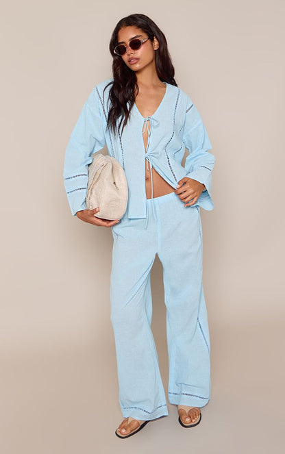 https://mediahub.prettylittlething.com/cnq0941_blue_xl_2