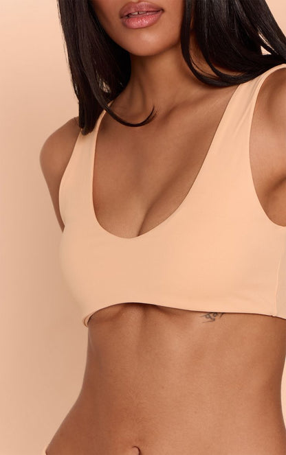 https://mediahub.prettylittlething.com/cnq0986_peach_xl_3