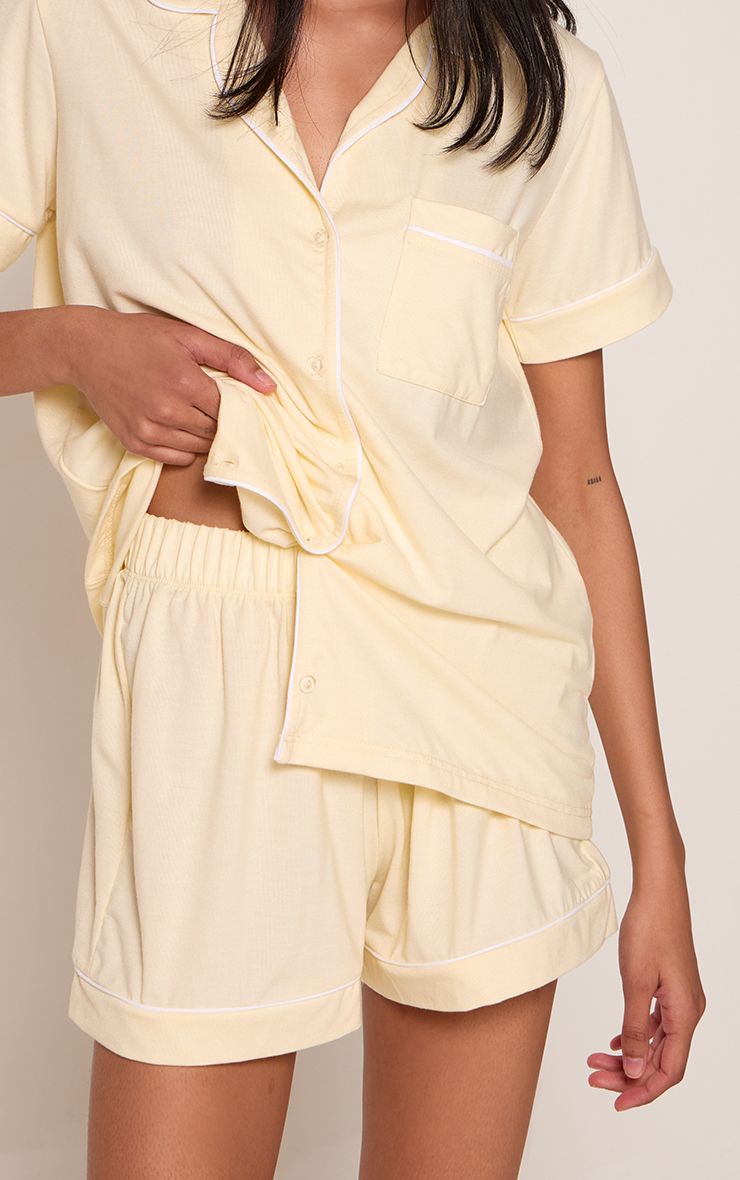 https://mediahub.prettylittlething.com/cnq1021_lemon_xl_3