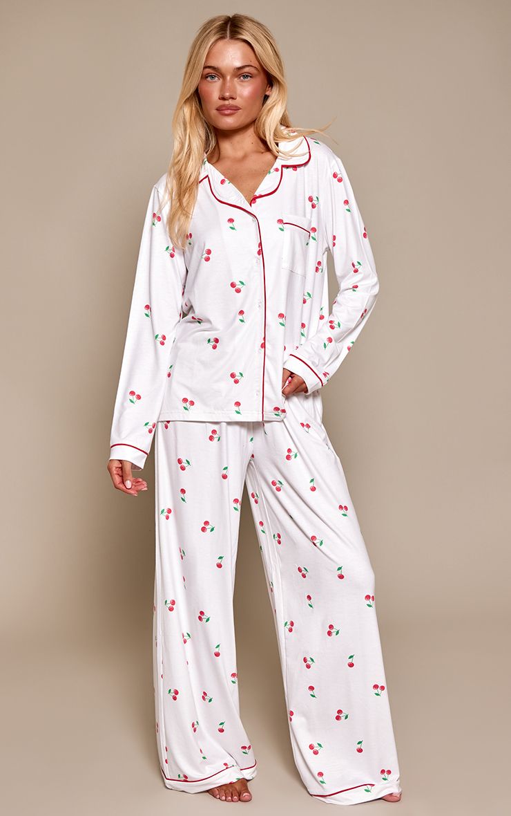 https://mediahub.prettylittlething.com/cnq1024_off%20white_xl