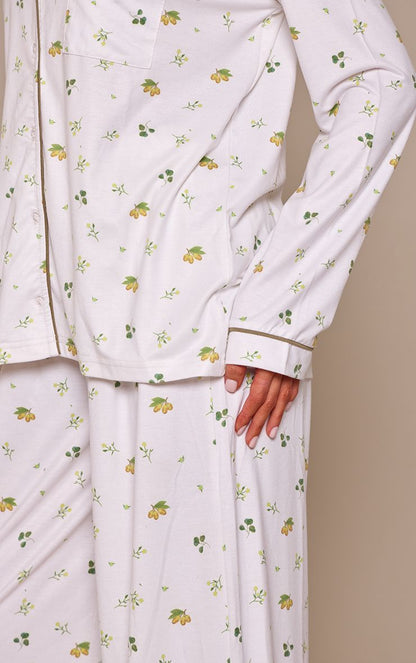https://mediahub.prettylittlething.com/cnq1025_white_xl_3