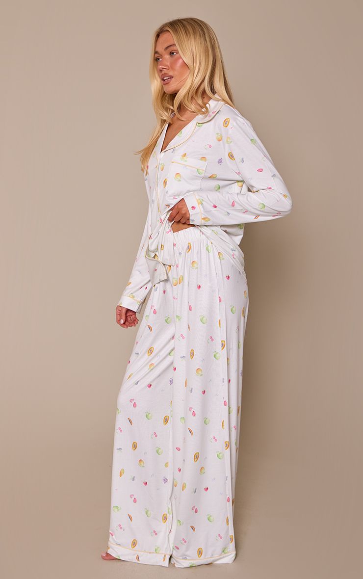 https://mediahub.prettylittlething.com/cnq1030_butter%20yellow_xl_2