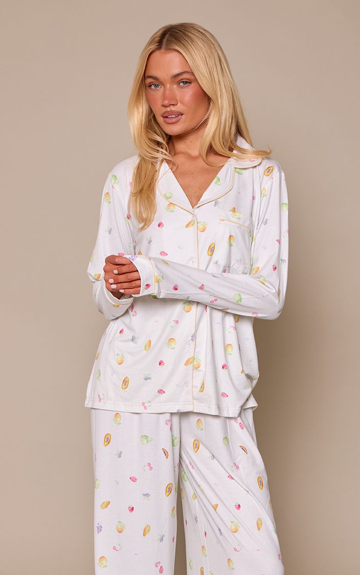 https://mediahub.prettylittlething.com/cnq1030_butter%20yellow_xl_3