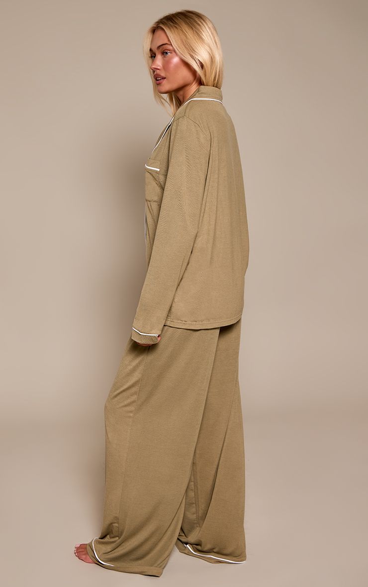 https://mediahub.prettylittlething.com/cnq1056_dark%20olive_xl_1