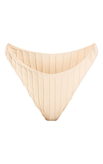 https://mediahub.prettylittlething.com/cnq1072_cream_xl_4