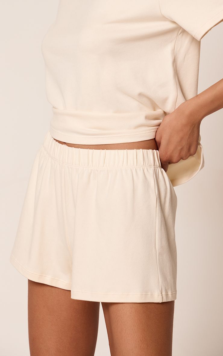 https://mediahub.prettylittlething.com/cnq1259_cream_xl_4