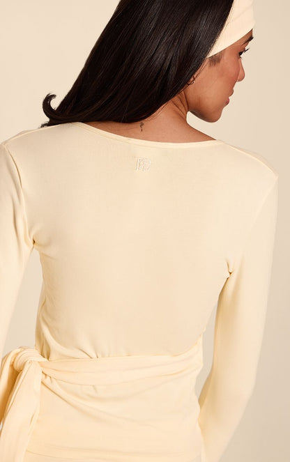 https://mediahub.prettylittlething.com/cnq1261_butter%20yellow_xl_1